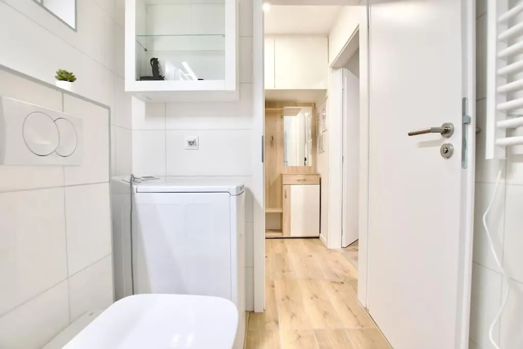 Standard Apartment By Hi5-Horvath Mihaly Square Budapest