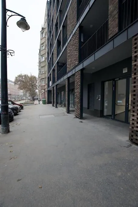 Standard Apartment By Hi5-Horvath Mihaly Square Budapest Ungarn